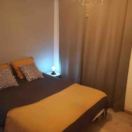 Charmant Appartement Au Calme Bourg-en-Bresse Ngoại thất bức ảnh