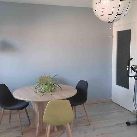 Charmant Appartement Au Calme Bourg-en-Bresse Ngoại thất bức ảnh